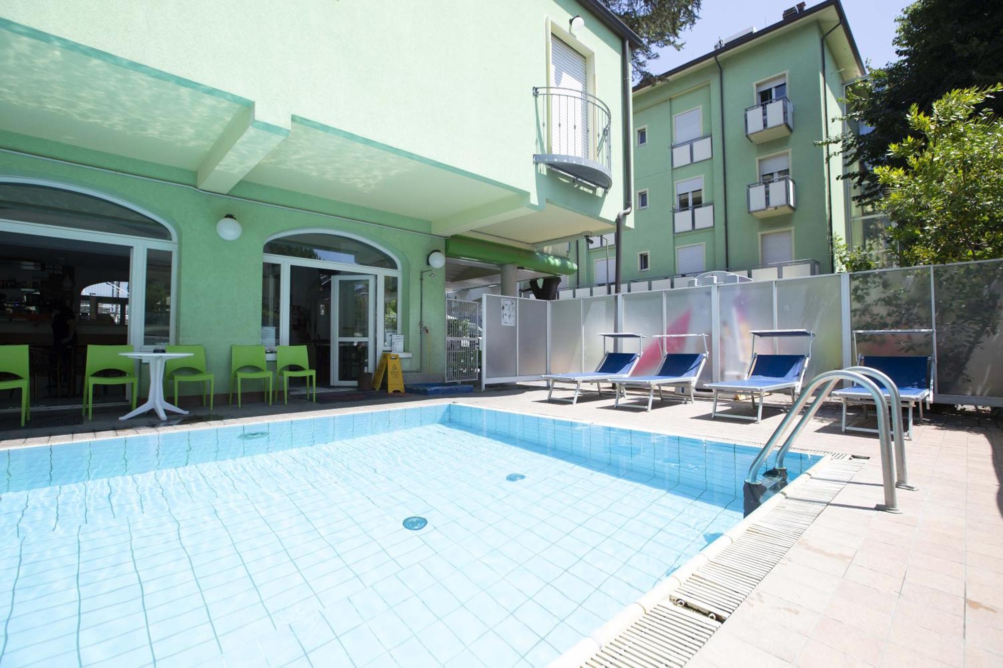 Residence Eurogarden Rimini Buitenkant foto