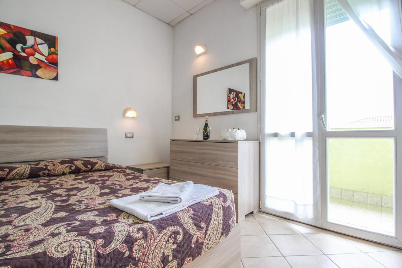 Residence Eurogarden Rimini Buitenkant foto